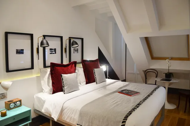 Room, Attic، Browns Central Hotel 6/10