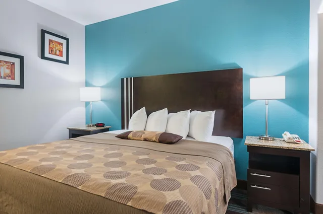 Mini, Suite, King Bed, Sofa, Jetted Tub، Best Western Plus Deridder Inn Suites 3/4