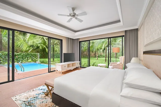 فيلا بسريرين مزدوجين بإطلالة على الحديقة بـ3 غرف نوم بمسبح خاص، Nha Trang Marriott Resort & Spa Hon Tre Island 2/4
