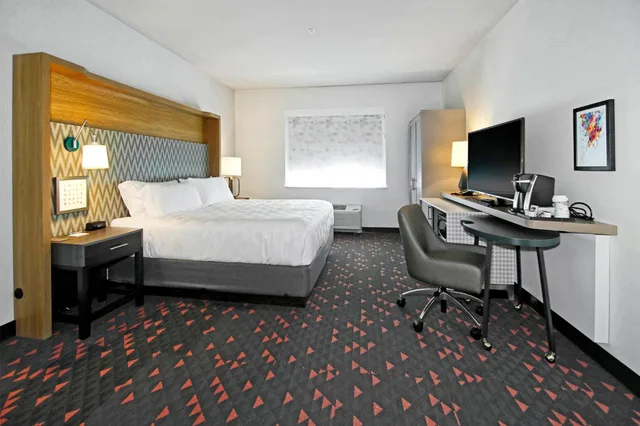 جناح ديلوكس، Holiday Inn & Suites Calgary Airport North 2/10