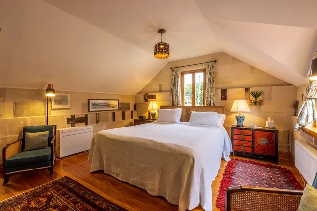 Park, King Bed, Sofa, PEN-Y-BRYN LODGE 6/10