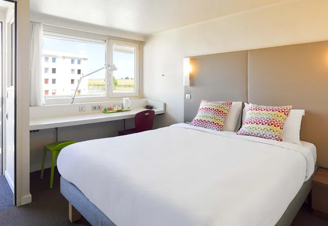غرفة كومفورت بسرير مزدوج، B&B HOTEL Saint Witz Roissy 1/3