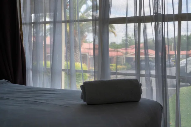غرفة ديلوكس عائلية بسرير كوين وسريرين منفصلين، Yarra Valley Motel 2/3