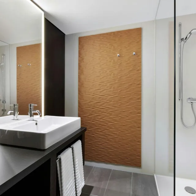 غرفة سوبيريور بسرير كينج في طابق مرتفع، RENAISSANCE ZURICH TOWER HOTEL 7/8