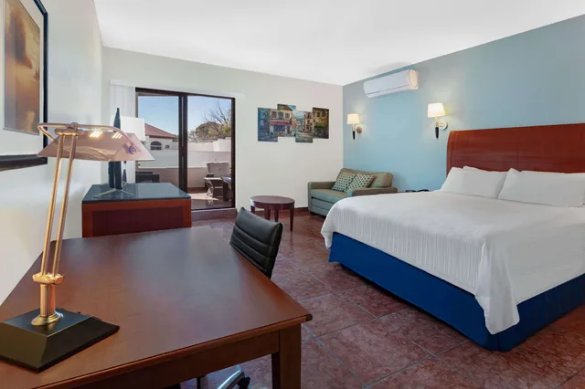 جناح بسرير كينج، Days Inn By Wyndham Piedras Negras 1/3