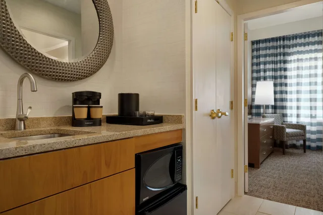 جناح بسرير كينج، Embassy Suites Philadelphia Valley Forge 5/5