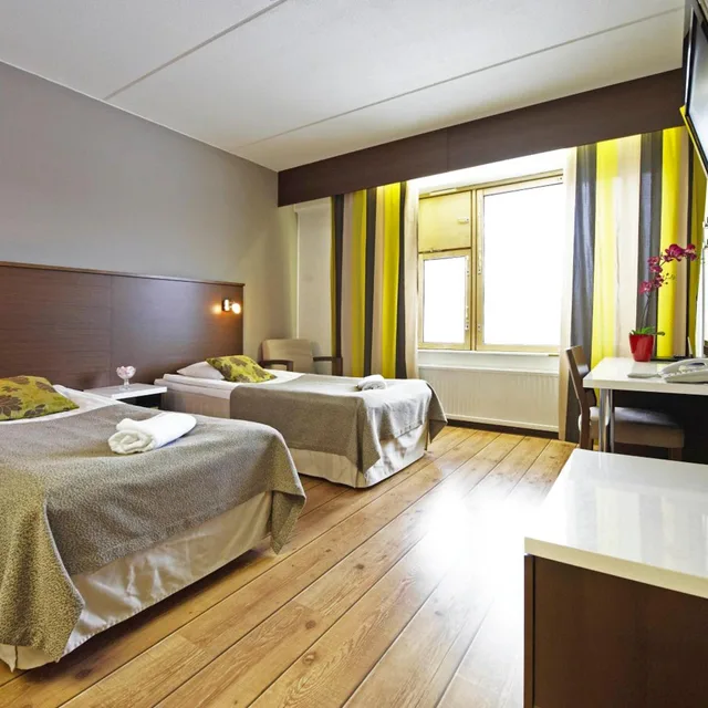 غرفة ثلاثية، Hotel Kurikka 3/8