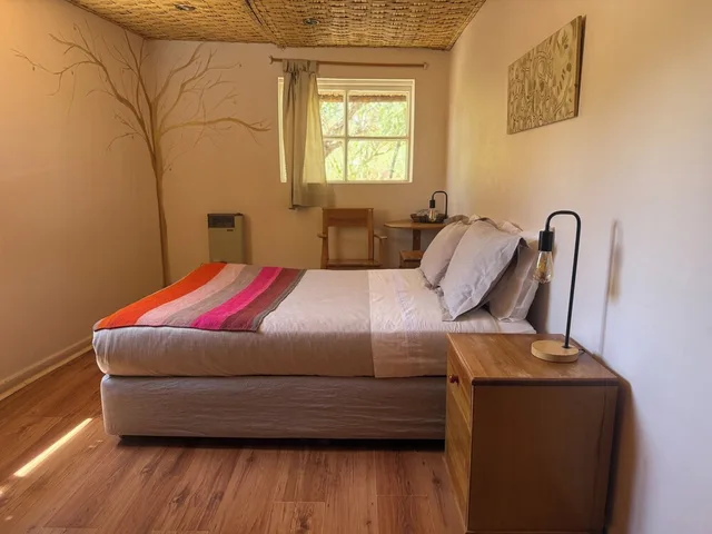 جناح عائلي بثلاثة أسرّة وسرير كوين، Hotel Tulor 4/7