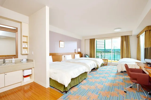 غرفة بإطلالة على البحر في المبنى الرئيسي، Vessel Hotel Campana Okinawa 2/3