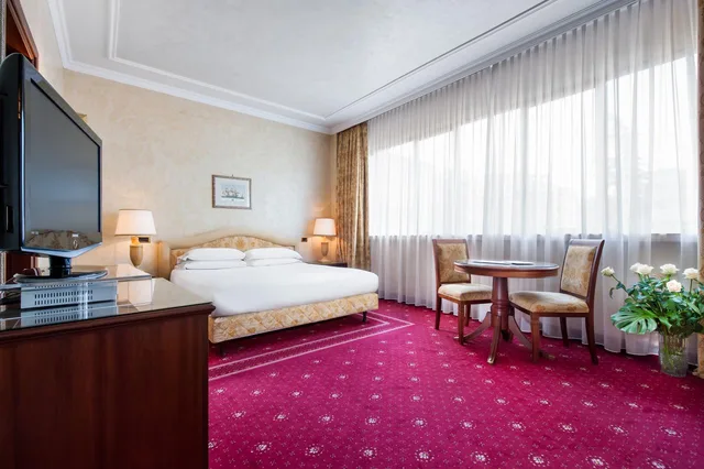 غرفة كلاسيكية مفردة بسرير مزدوج، Hotel Internazionale 1/1