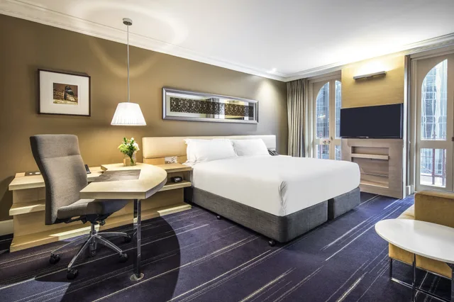 غرفة كلاسيكية بسرير كينج بإطلالة على المدينة، Intercontinental Hotels Melbourne 3/7