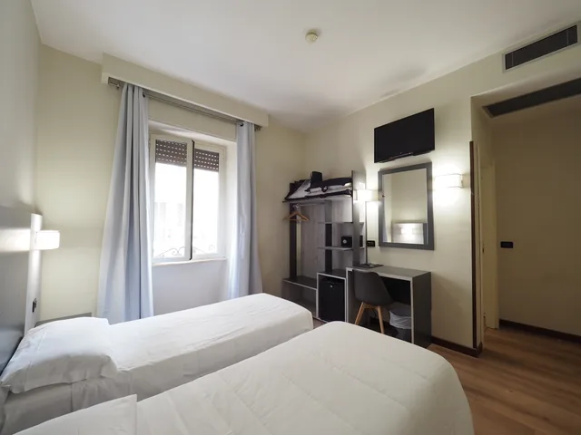 غرفة قياسية بسريرين منفصلين، Osimar Hotel Rome 1/8