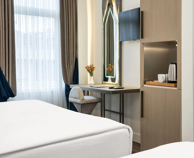 غرفة مفردة بسرير كوين، Adamar Hotel Special Category 8/10