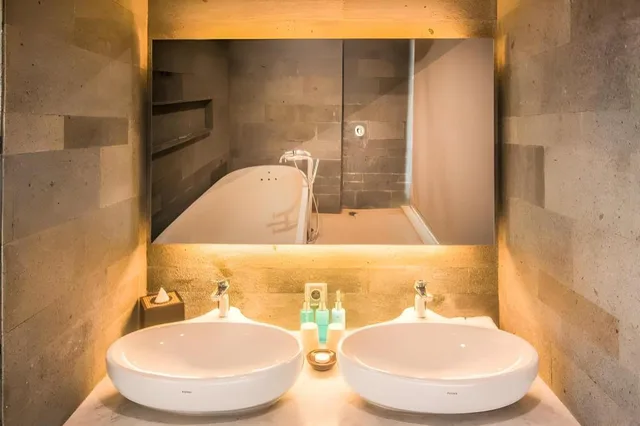 جناح بريميير بسرير كينج، Watermark Hotel & Spa Bali 9/10