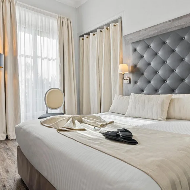 غرفة قياسية بسرير مزدوج بإطلالة على الحديقة، Villa Victoria Hotel 2/10