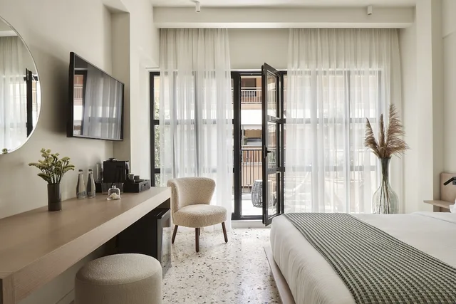 جناح بسرير كينج بشرفة، Vasi Hotel 5/5