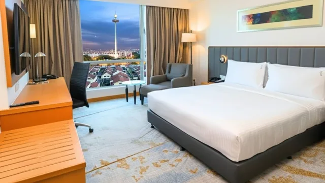 جناح بسرير كينج بإطلالة على المدينة، Holiday Inn Melaka 1/3