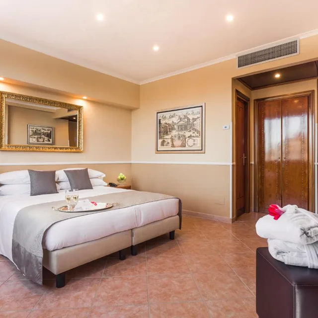 غرفة سوبيريور بسرير مزدوج بإطلالة على المدينة، Raeli Hotel Lux 1/7