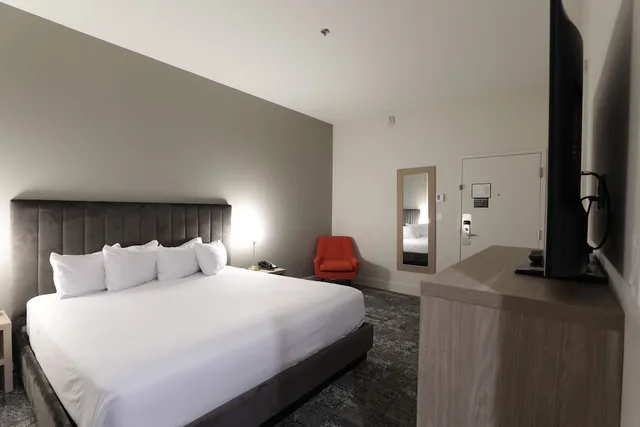 Standard, King Bed, Mountain Side، Lake Placid Inn Boutique Hotel 3/7