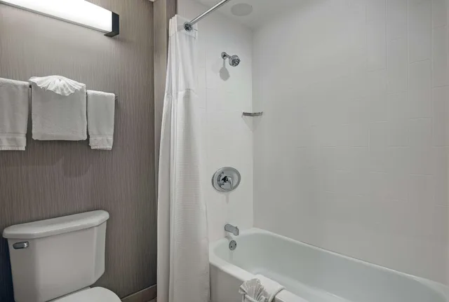 2 Bedrooms, 1 King or 2 Double Beds, Accessible، Homewood Suites By Hilton Chicago Lincolnshire 6/7