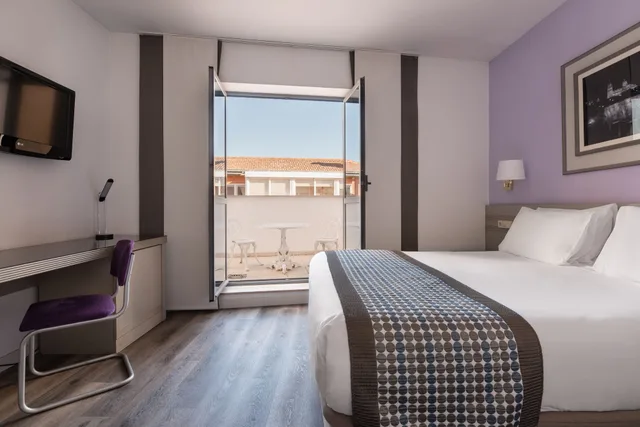 غرفة بريميوم بسرير مزدوج، Exe Salamanca 4/6