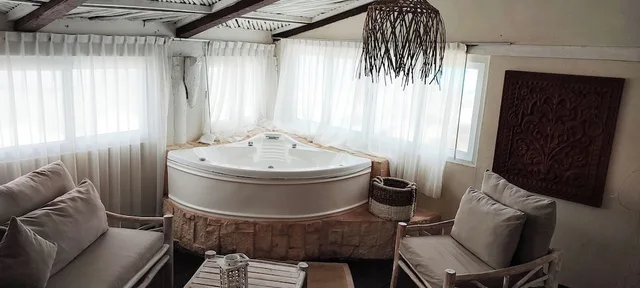 Honeymoon, Suite, King and Twin Beds, Ocean Front، Villa Las Estrellas 8/8