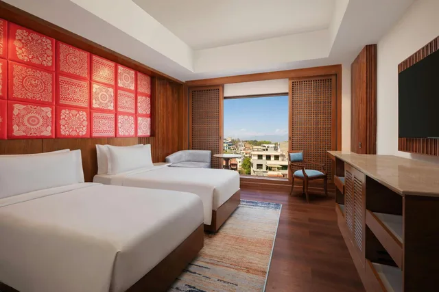 Club, Twin Beds, City View, The Soaltee Kathmandu 3/5