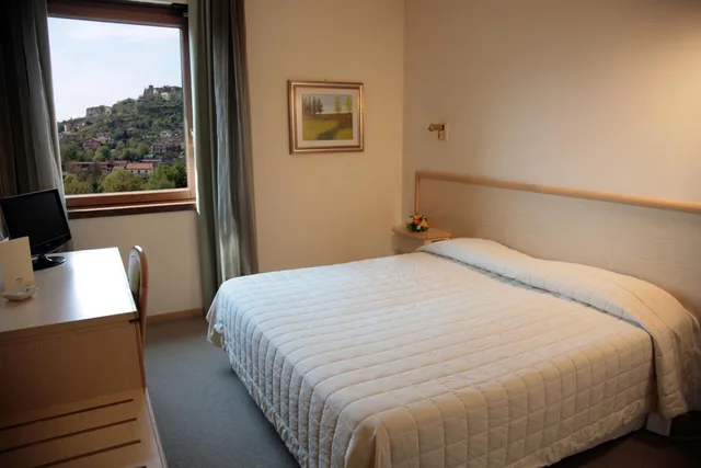 غرفة عائلية، HOTEL BASSETTO 2/3