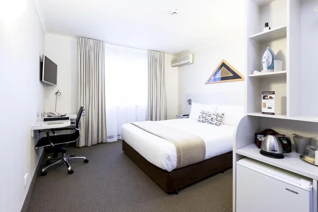 غرفة بسرير كوين، Jet Park Hotel Auckland Airport 3/6
