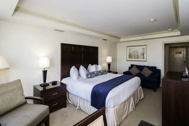 غرفة قياسية بسرير كينج، Wyvern Hotel, an Ascend Collection Hotel 6/10