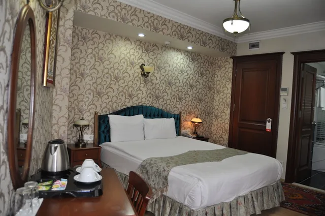 غرفة بسرير مزدوج، Basileus Hotel 7/10
