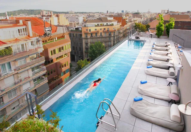 Elegant، Ohla Eixample 1/1