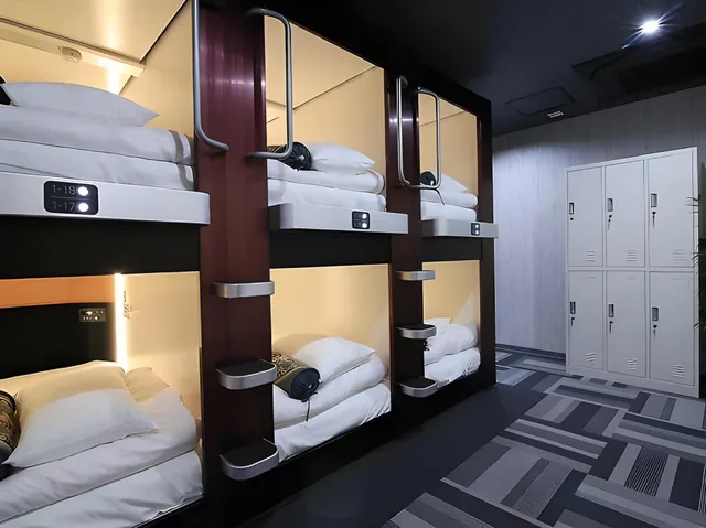 Capsule, Male Dorm, Single Bed, New Building، The Global Hotel Tokyo 1/1