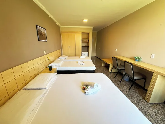 1 Bedroom, Deluxe, Quadruple, Accessible, Diplomat Hotel 8/10