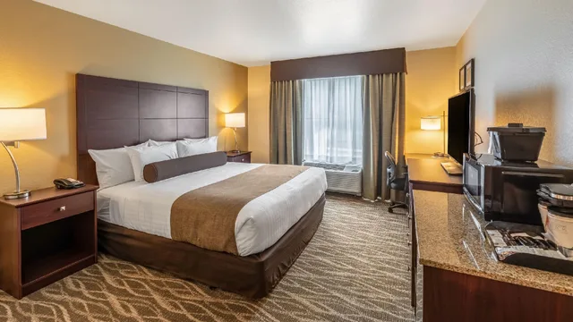 غرفة مفردة بسرير كينج لذوي الإعاقة، Cobblestone Hotel & Suites - Hartford 2/2