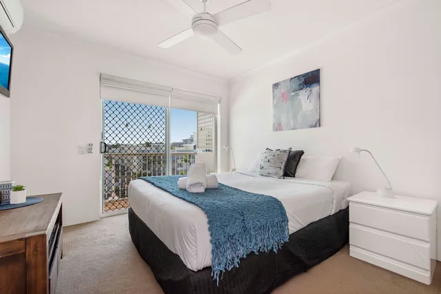 3 Bedrooms, Roof Top, Apartment, 2 Queen and Twin Beds, Marina View، Sailport Mooloolaba Apartments 5/10