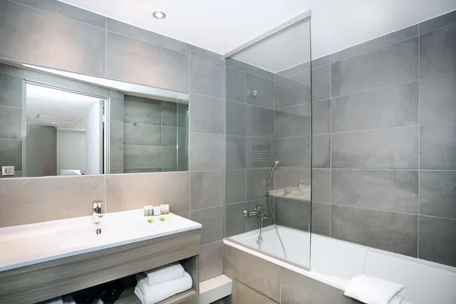 جناح جونيور بسرير كينج بمنطقة جلوس، Best Western Linko Hotel 3/4