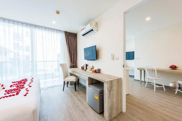 جناح بسرير كينج بشرفة، Lullabella Hotel 3/5