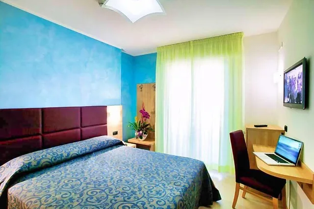 غرفة بسرير مزدوج بشرفة، Hotel Levante 1/8