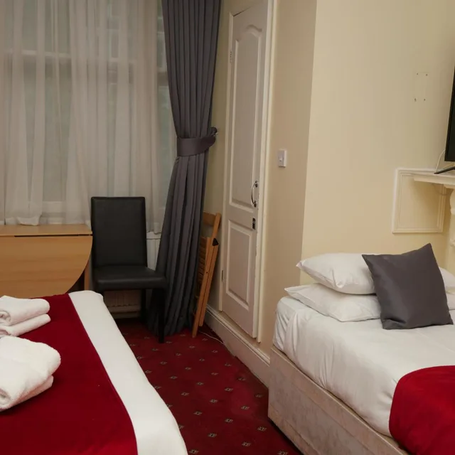 غرفة ثلاثية، Arran House Hotel 8/10