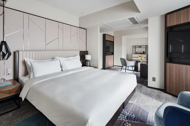 جناح كلوب بسرير كينج، Ana Intercontinental Tokyo 4/5