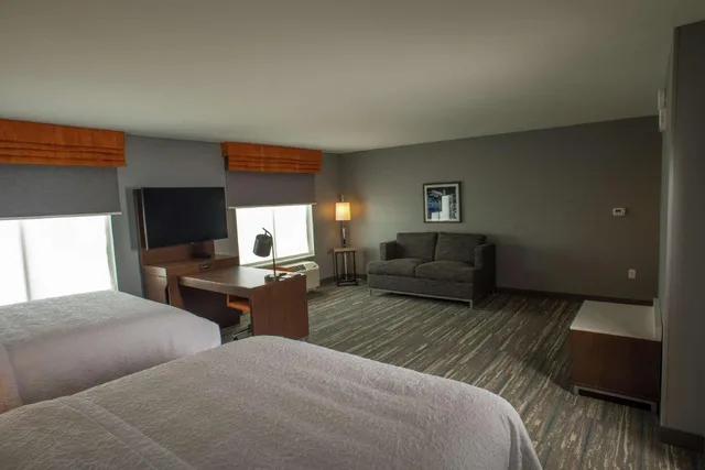 جناح استوديو بسريرين كوين مع أريكة لذوي الإعاقة، Hampton Inn Suites Rapid City Rushmore Sd 3/9