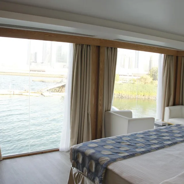 جناح بسرير كينج بشرفة، C Hotel 10/10