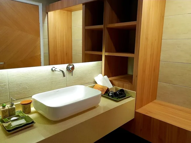 Standard, King Bed, No Window، Lot 33 Boutique Hotel 3/3