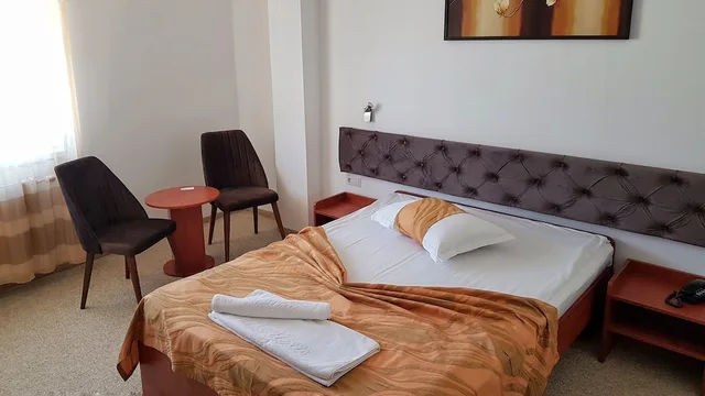 غرفة قياسية بسريرين منفصلين، Alexis Hotel 6/10