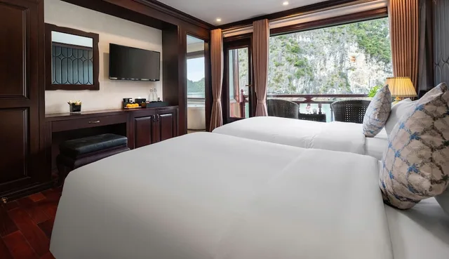 جناح جونيور بسريرين منفصلين بشرفة، Rosa Cruise Halong 2/3