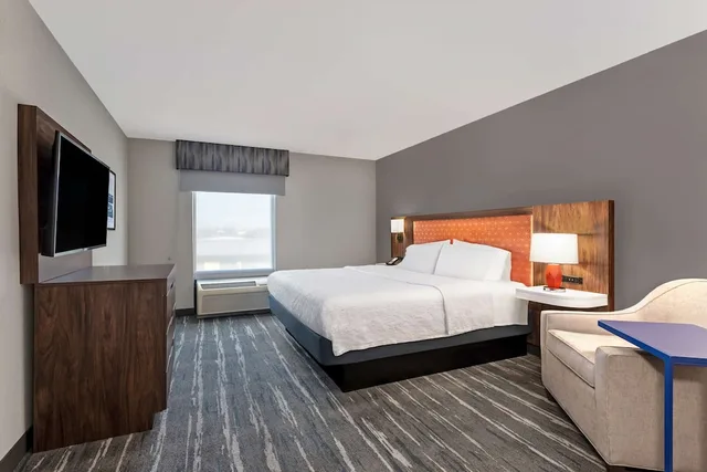 جناح كبير بسرير كينج بغرفتين، Hampton Inn Suites Richmond 1/4