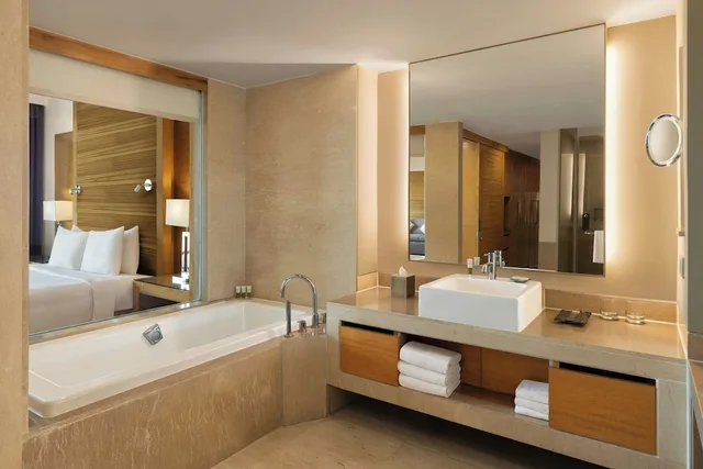 جناح كلوب بغرفة نوم واحدة، Courtyard By Marriott Gurugram Downtown 4/4