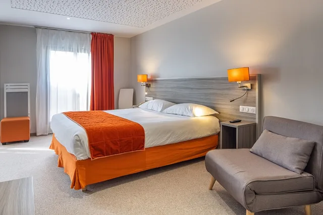 Comfort, Double Bed, Hotel Saint Laurent 6/10