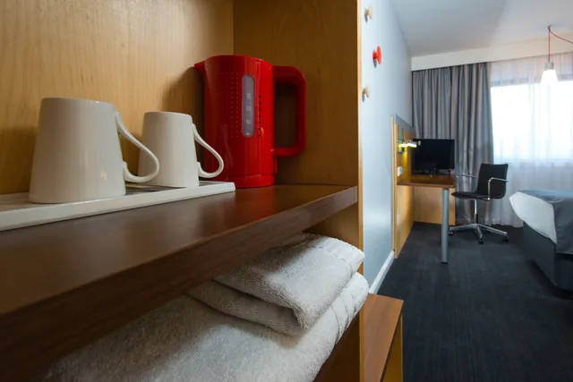 غرفة قياسية بسرير مزدوج لذوي الإعاقة، Holiday Inn Express Taunton 5/6